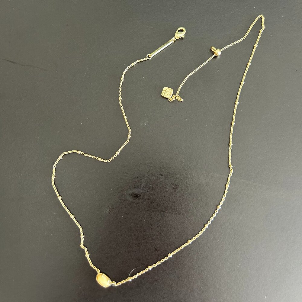 Kendra Scott Elisa Necklace with Yellow Stone-NEW